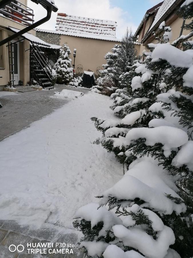 Rasnov Retreat Hotel Exterior foto